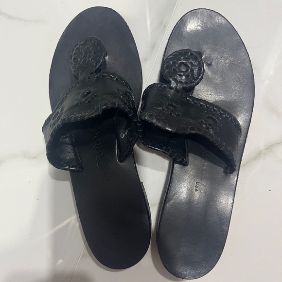 Jack Rogers black size 6 thong - Picture 1 of 3